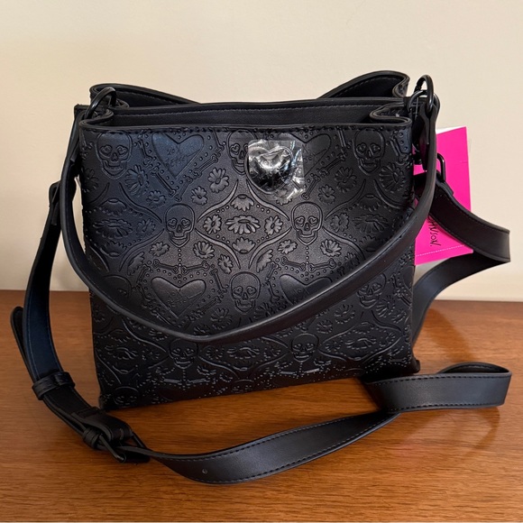 Betsey Johnson Handbags - Betsey Johnson Skull Embossed Black Heart Crossbody Handbag with Top Handle, NWT